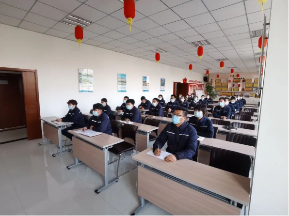 《“學習二十大 永遠跟黨走 奮進新征程”—引領銀川中鐵水務高質量發展》